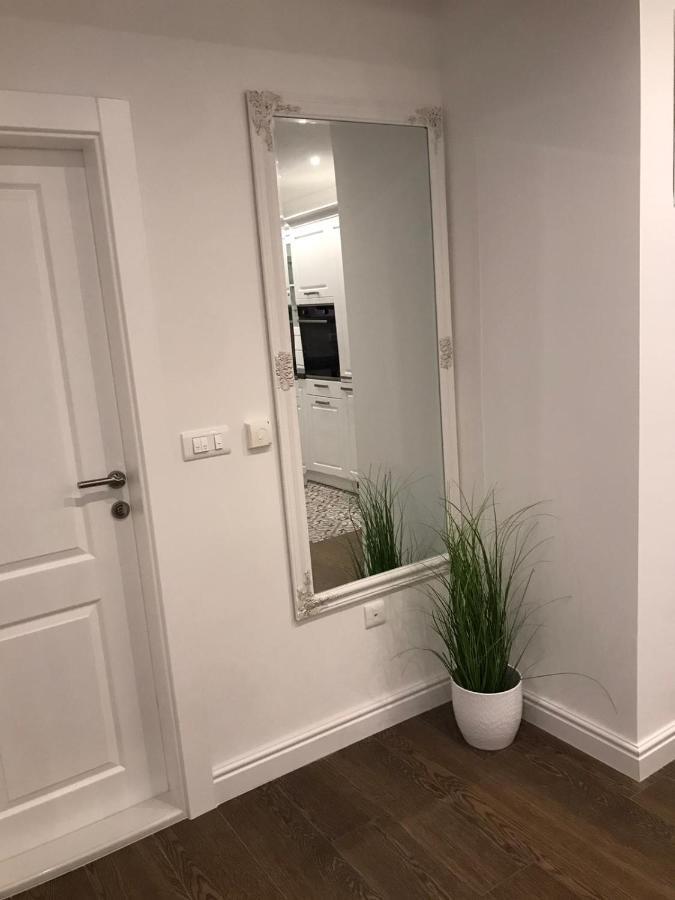 Summer Fantasy Apartment Макарска Екстериор снимка