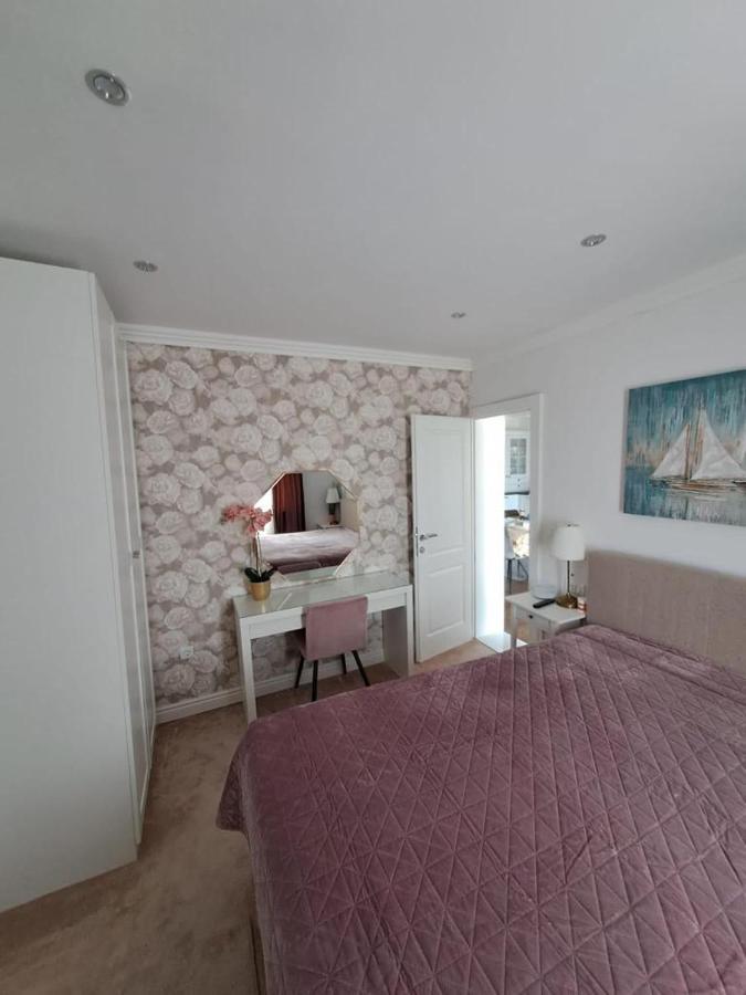 Summer Fantasy Apartment Макарска Екстериор снимка